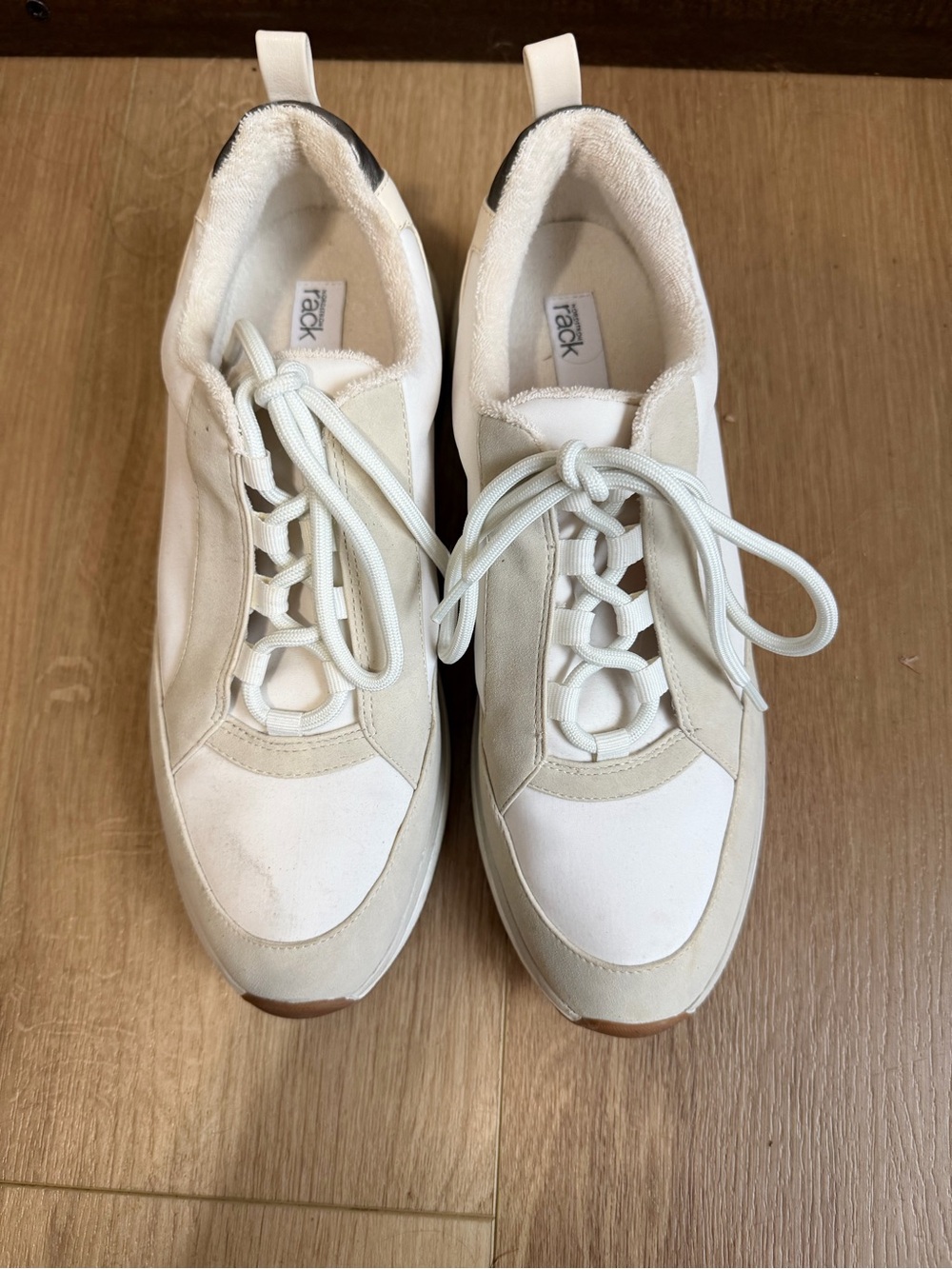 Nordstorm Rack White & Cream Women’s Casual Sneakers